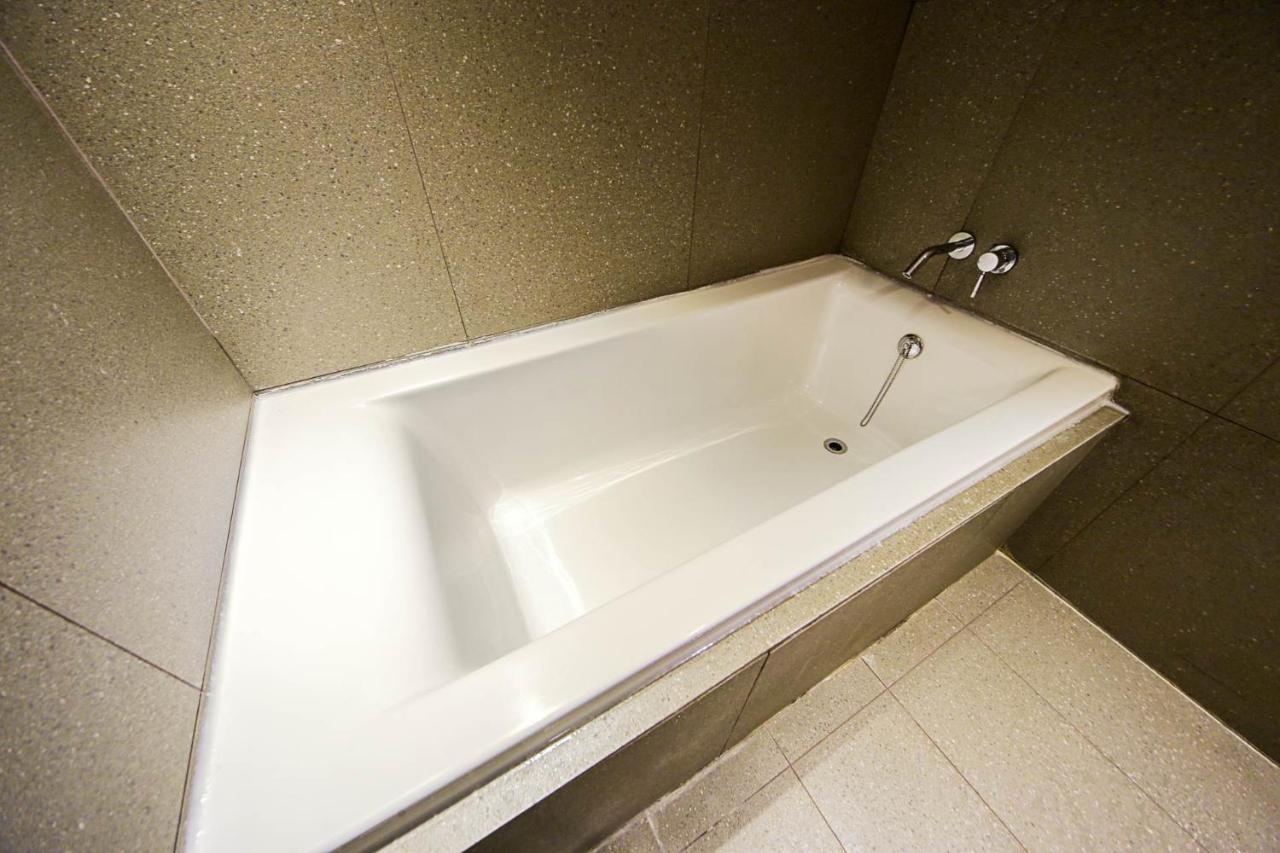 Hotel Myeongjak Chuncheon Exterior photo